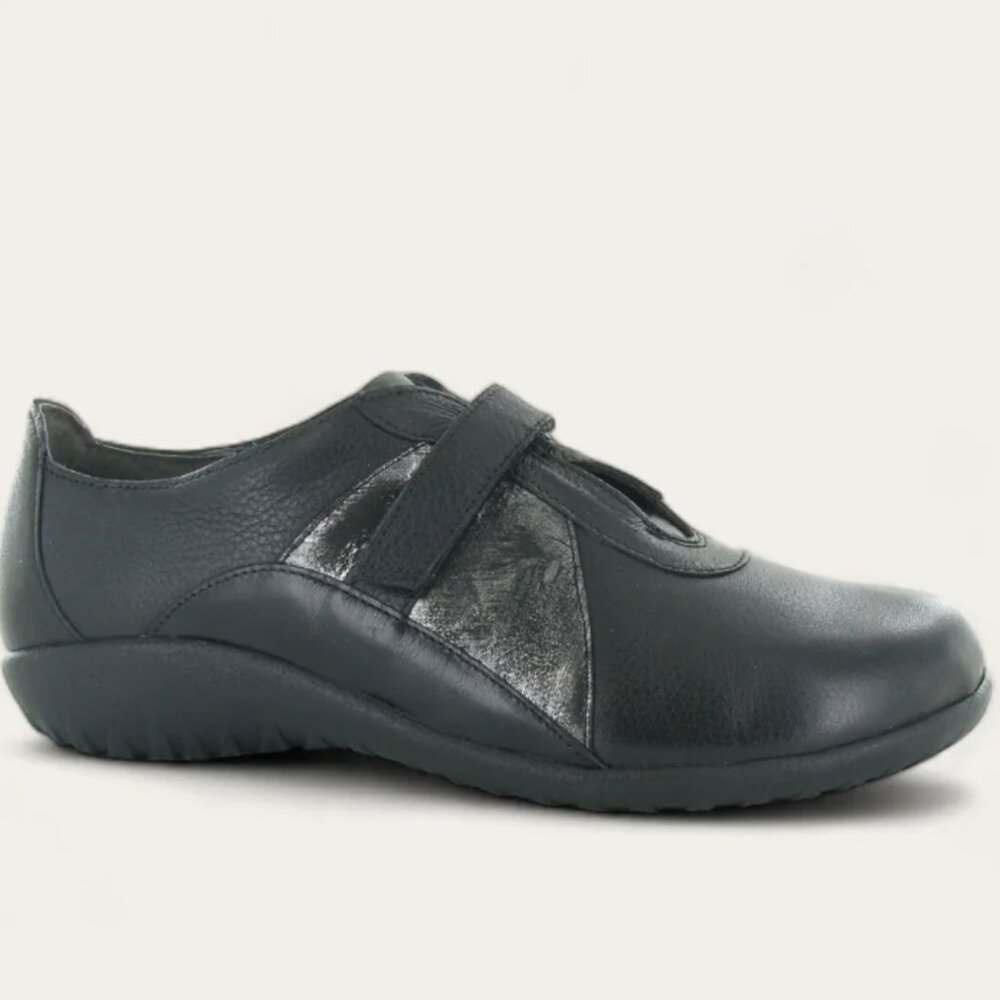 Naot Amiria Black Grey Leather Slip On Shoes SIZE 40 - Brand New - Never Worn
